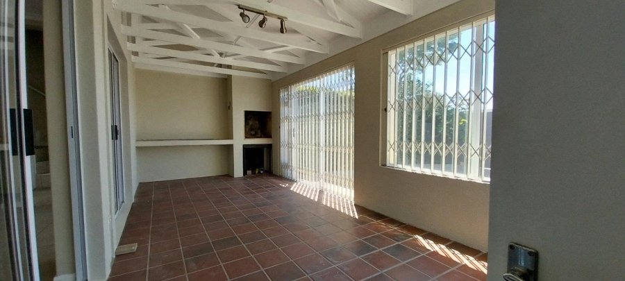 3 Bedroom Property for Sale in Pinehurst Western Cape